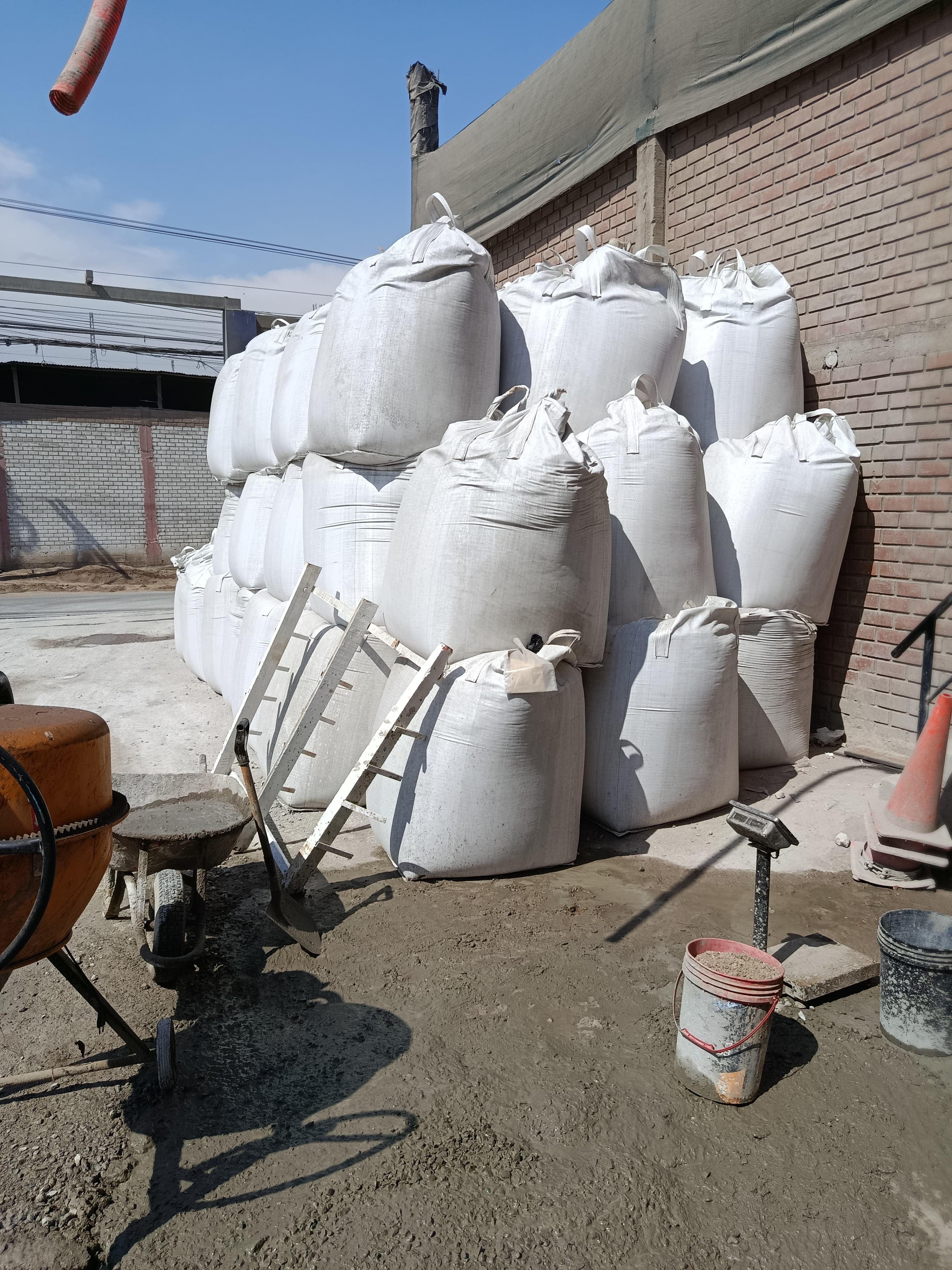 Manejo de materiales e insumos en planta, dentro del marco de gestión ambiental